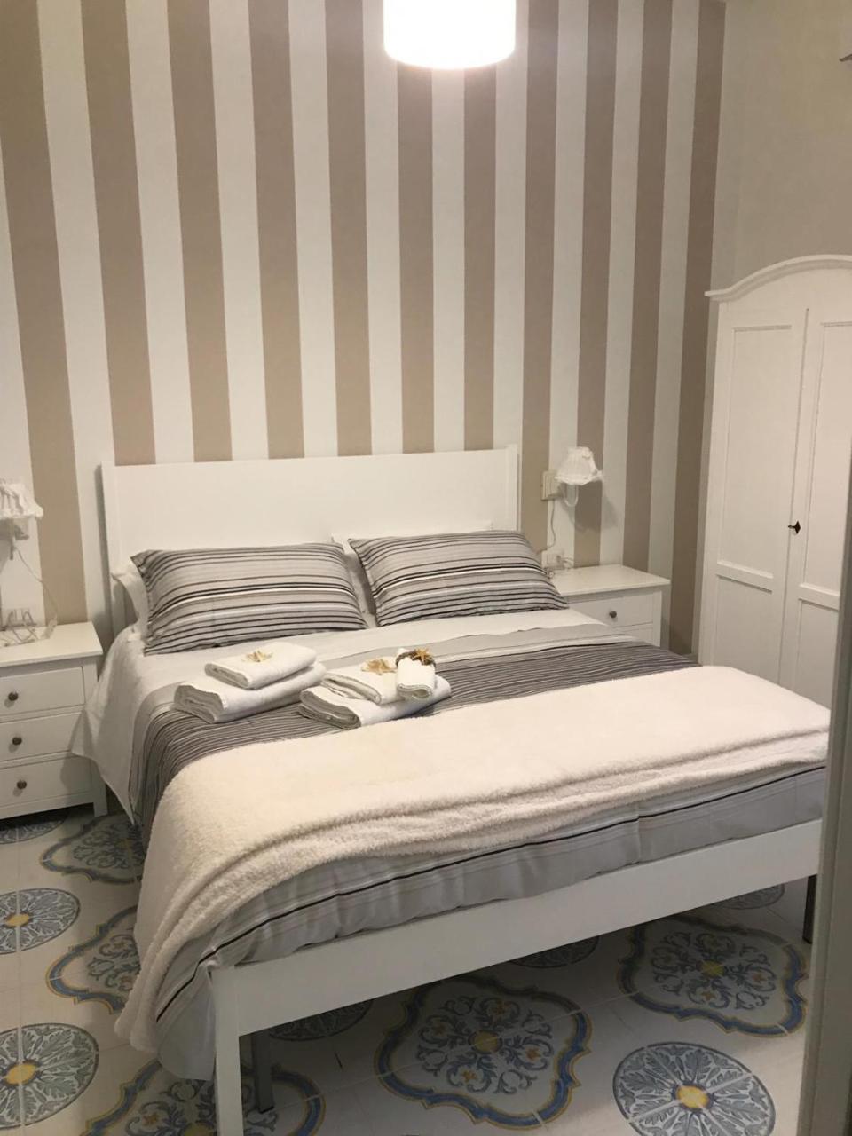Il Giardino Dei Glicini Bed & Breakfast Ercolano Exterior photo